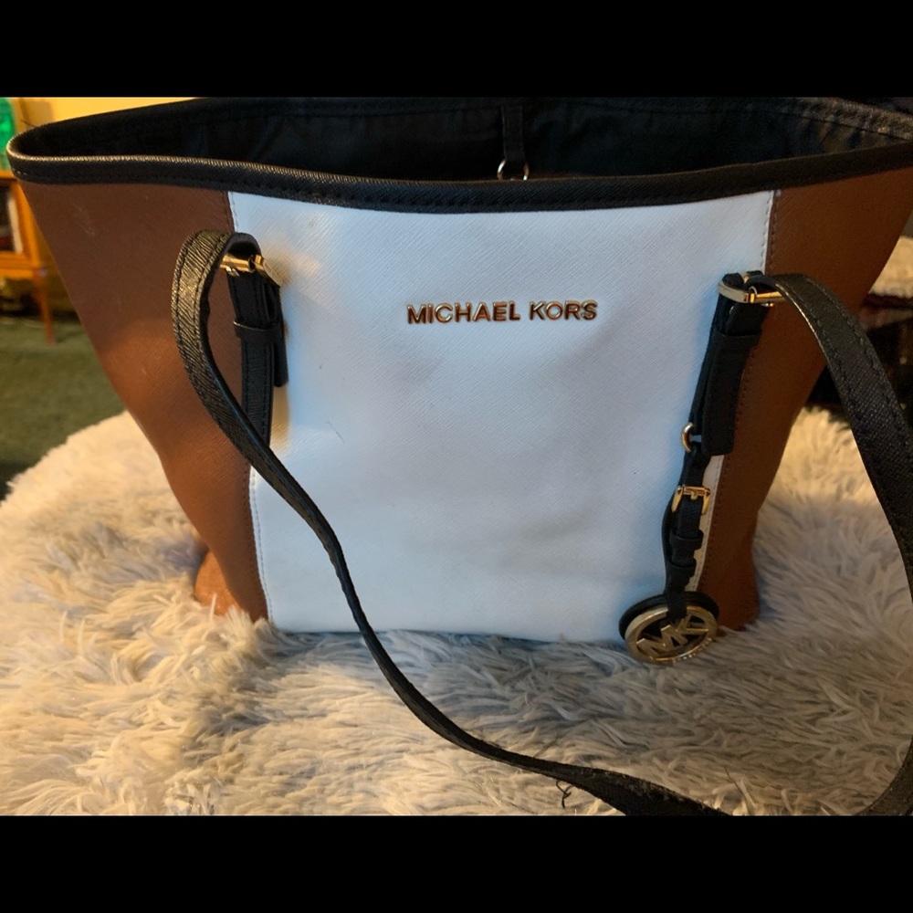 Used MK pocketbook